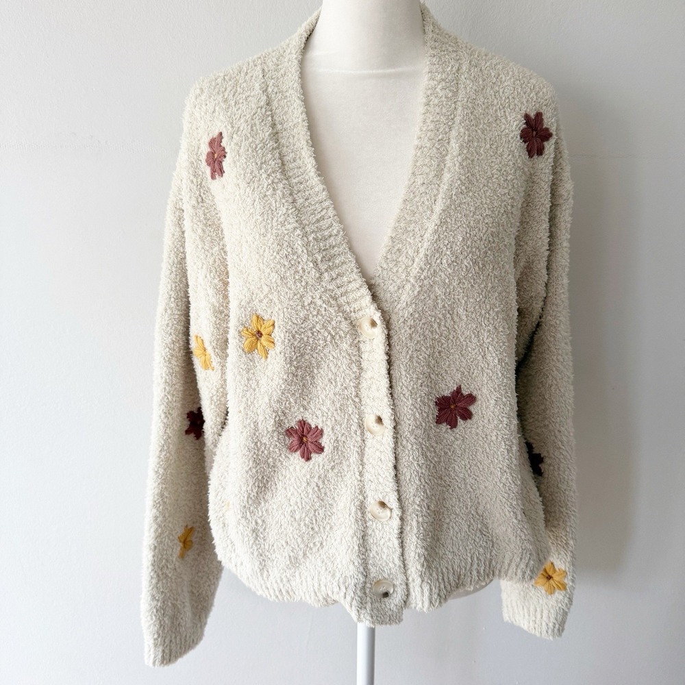 NWT Hem Thread Cardigan Women M Floral Embroider Fuzzy Coquette Boho Forest Fall
